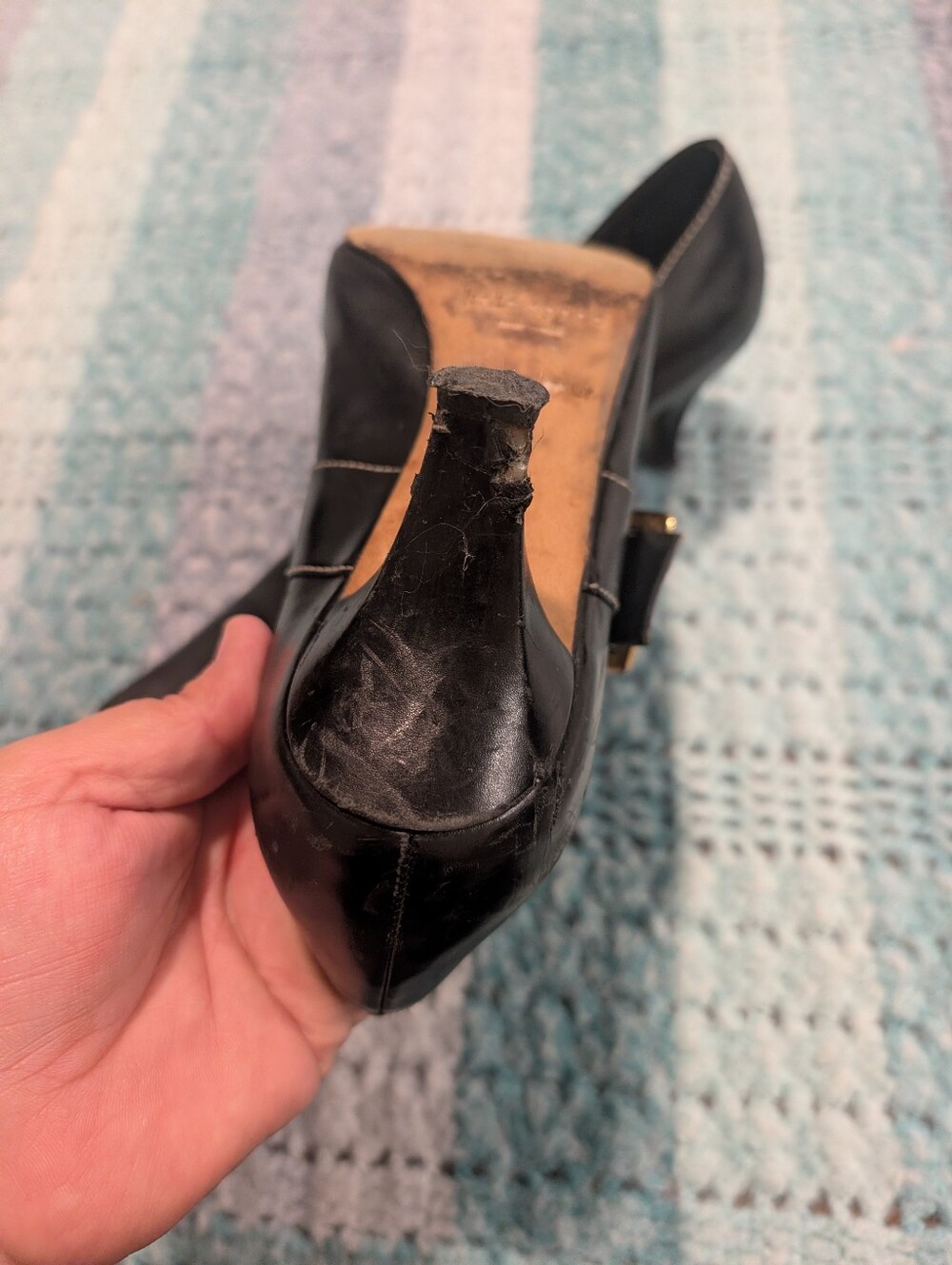 kate Spade Classic Black Pointed Mary Jane Pumps with Gold Buckle Size 8.5 - Picture 4 of 14